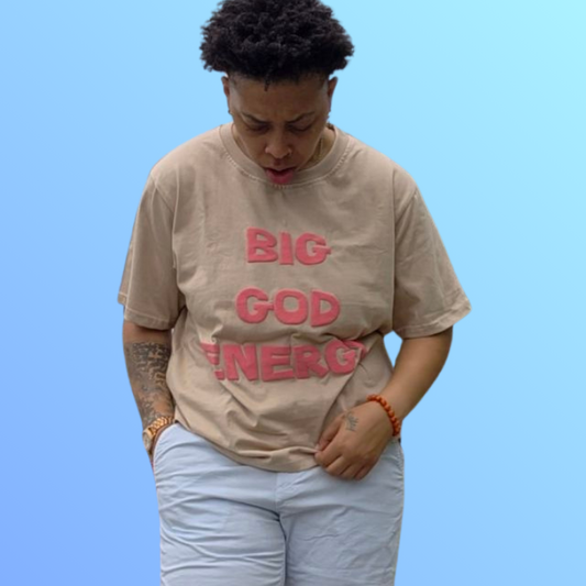 BIG GOD ENERGY Tee - Peach/Tan